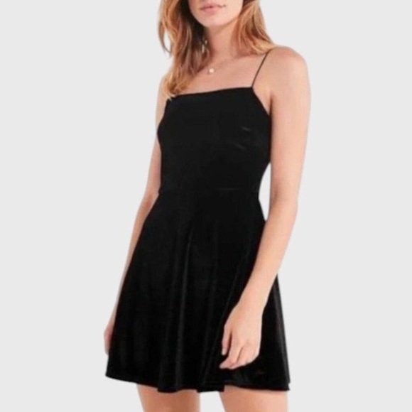 Urban Outfitters Dresses & Skirts - Urban Outfitters Black Noir Velvet Slip Minidress